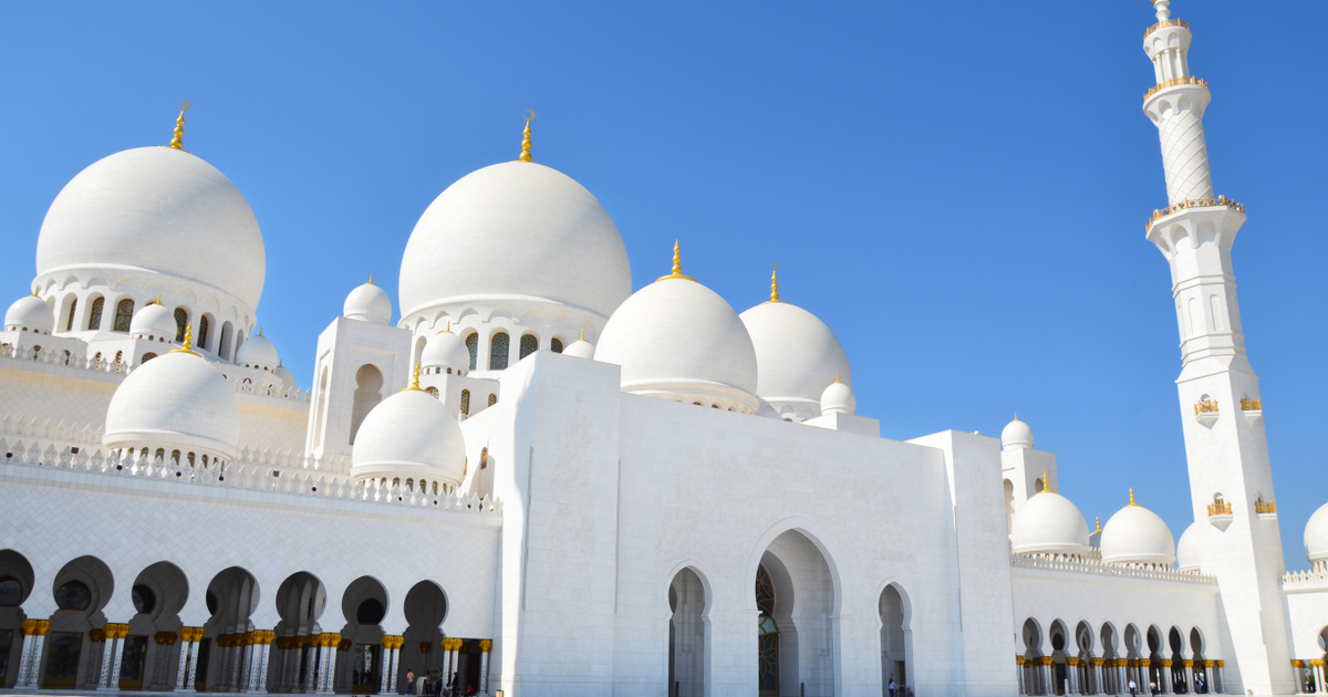 Flights Reading - Abu Dhabi