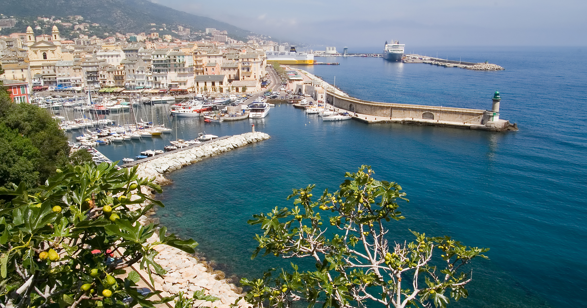 Flights Exeter - Bastia