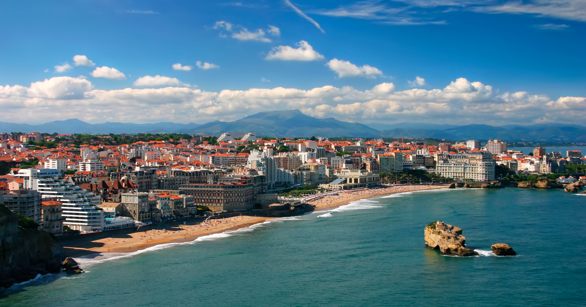Flights Rouen - Biarritz