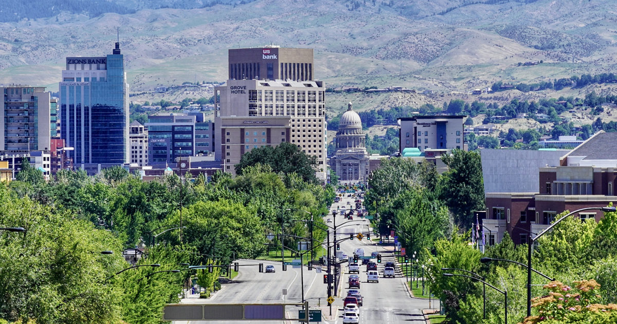 Flights Cheyenne - Boise