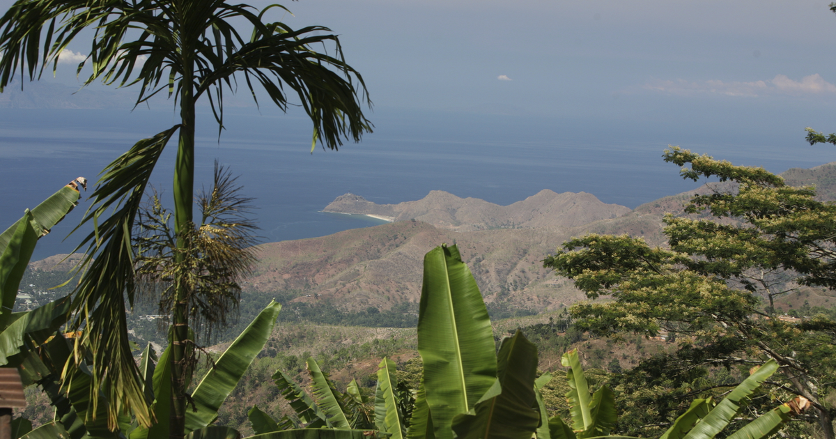 Flights to Dili