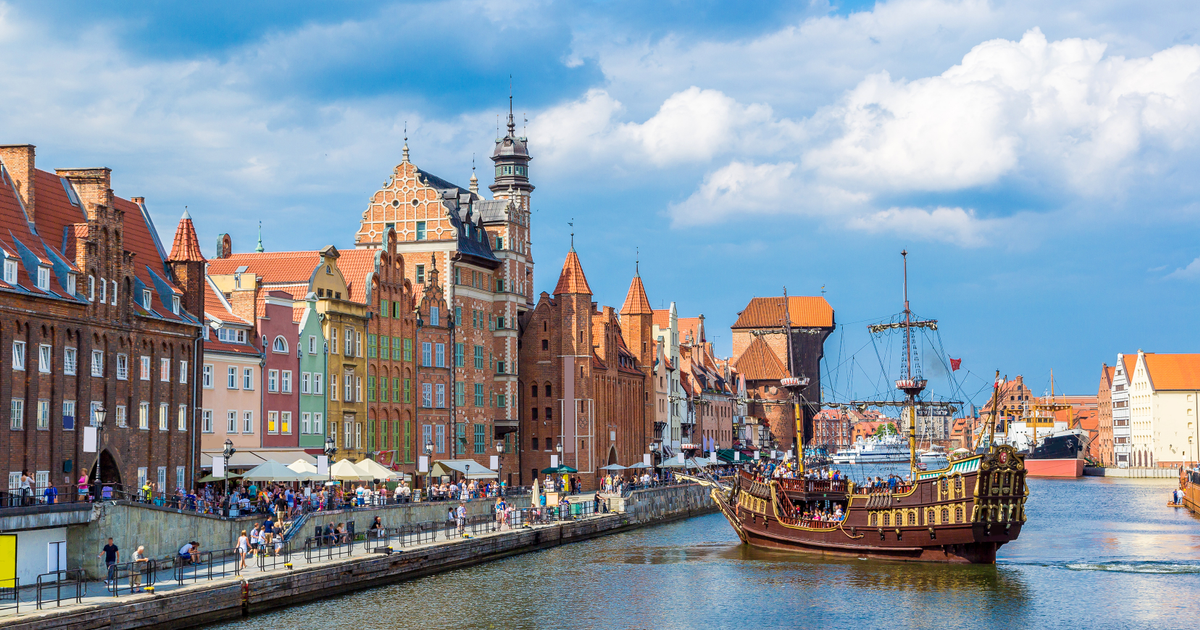 Flights Debrecen - Gdansk