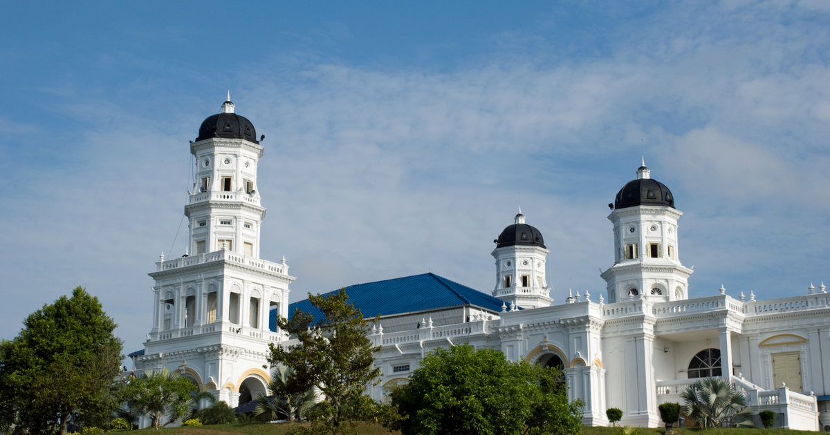 Flights Yulin - Johor Bahru
