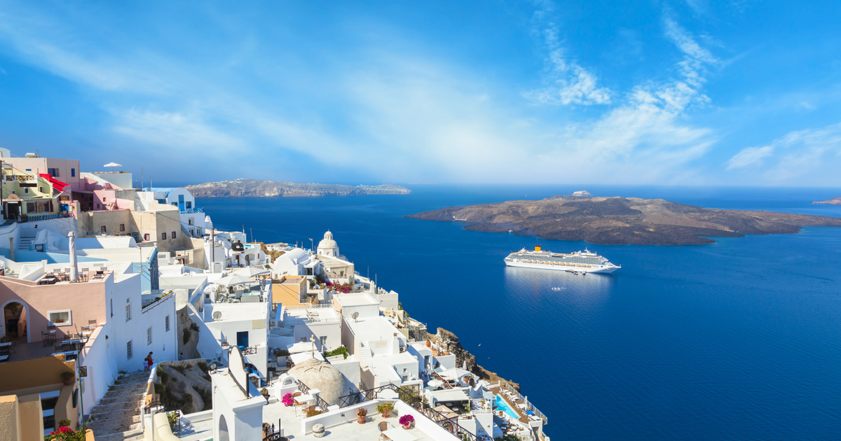 Flights to Thira
