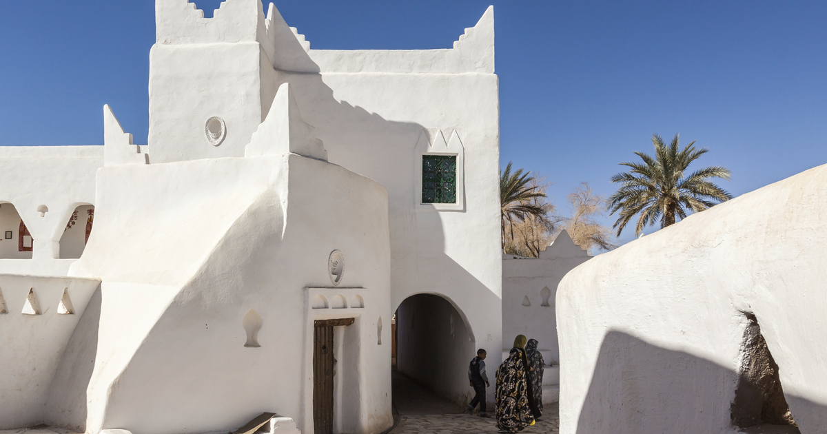 Flights to Ghadames