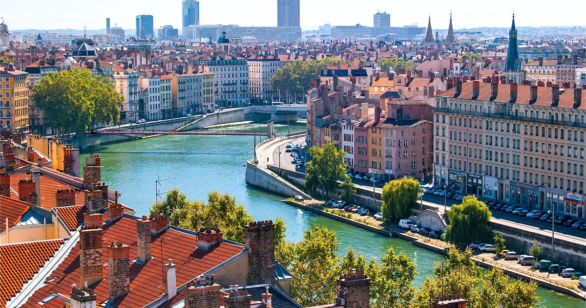 Flights to Lyon