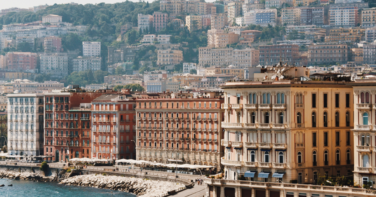 Flights Igdir - Naples