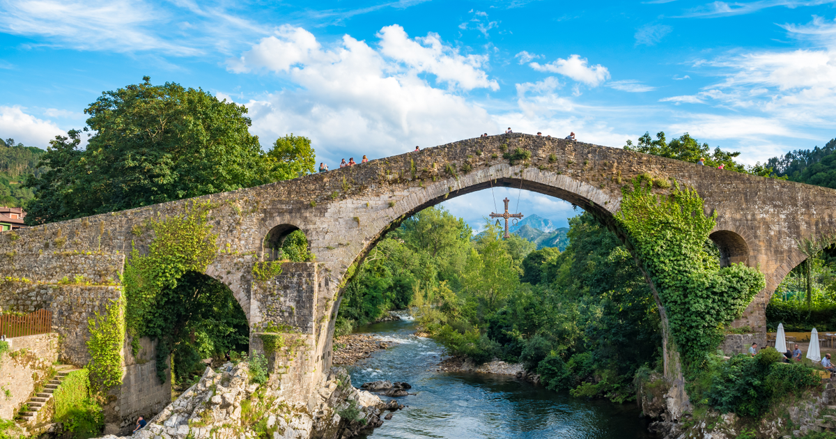 Flights Oujda - Asturias