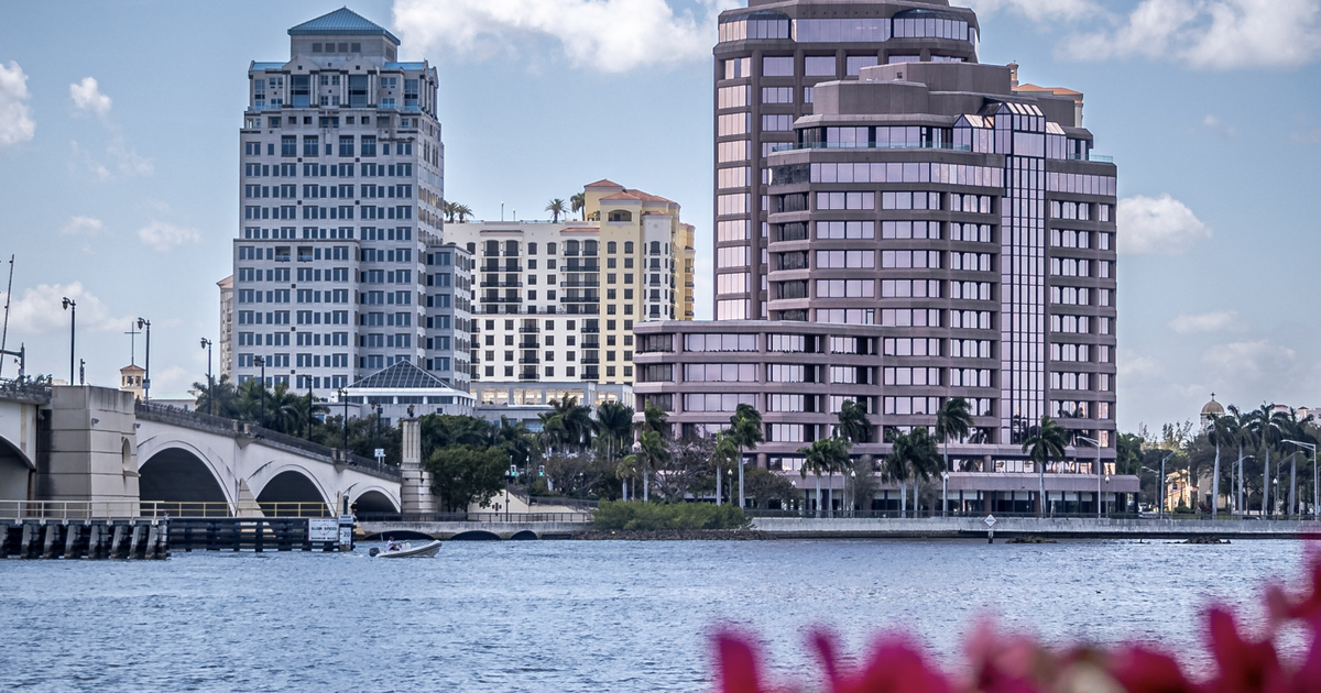 Flights Cheyenne - West Palm Beach