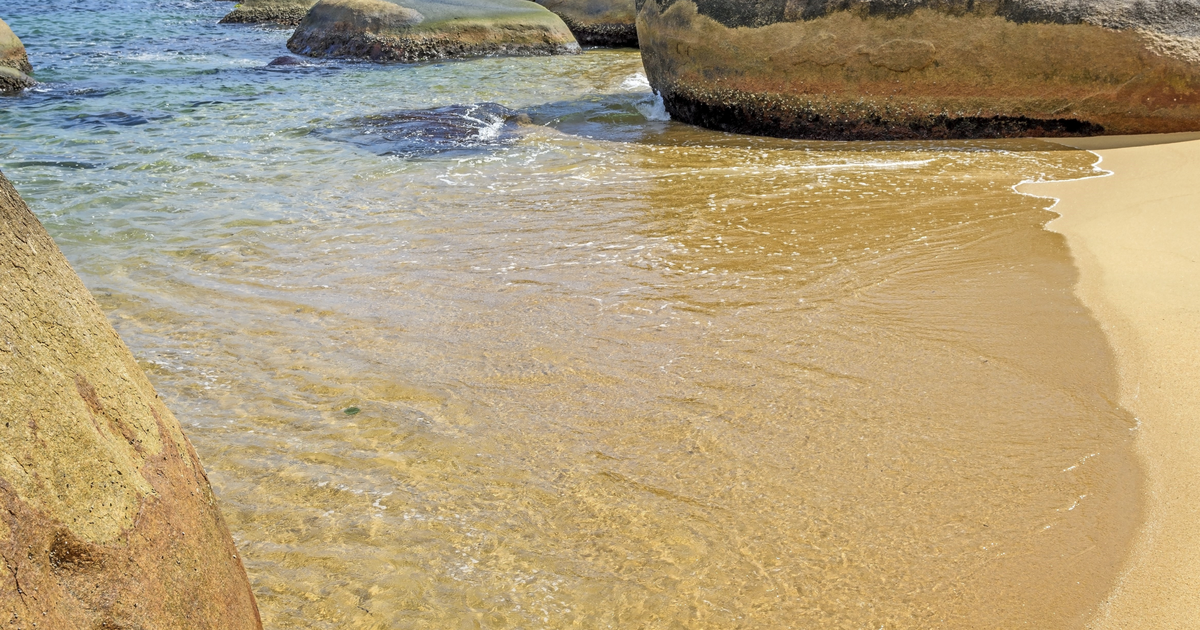 Flights Chambery - Praia