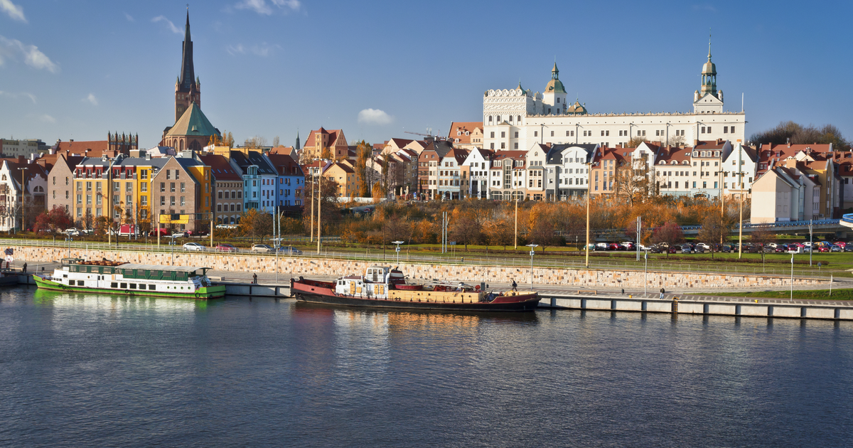Flights Tromso - Szczecin