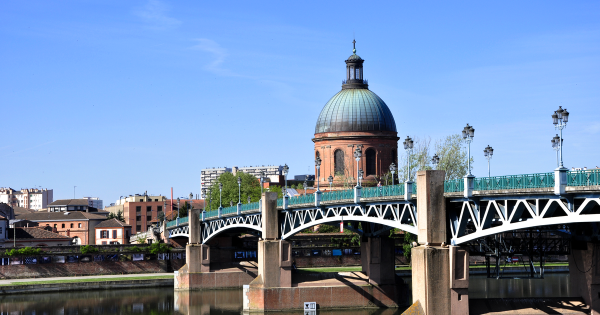 Flights to Toulouse