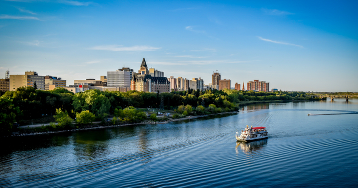 Flights Vail - Saskatoon