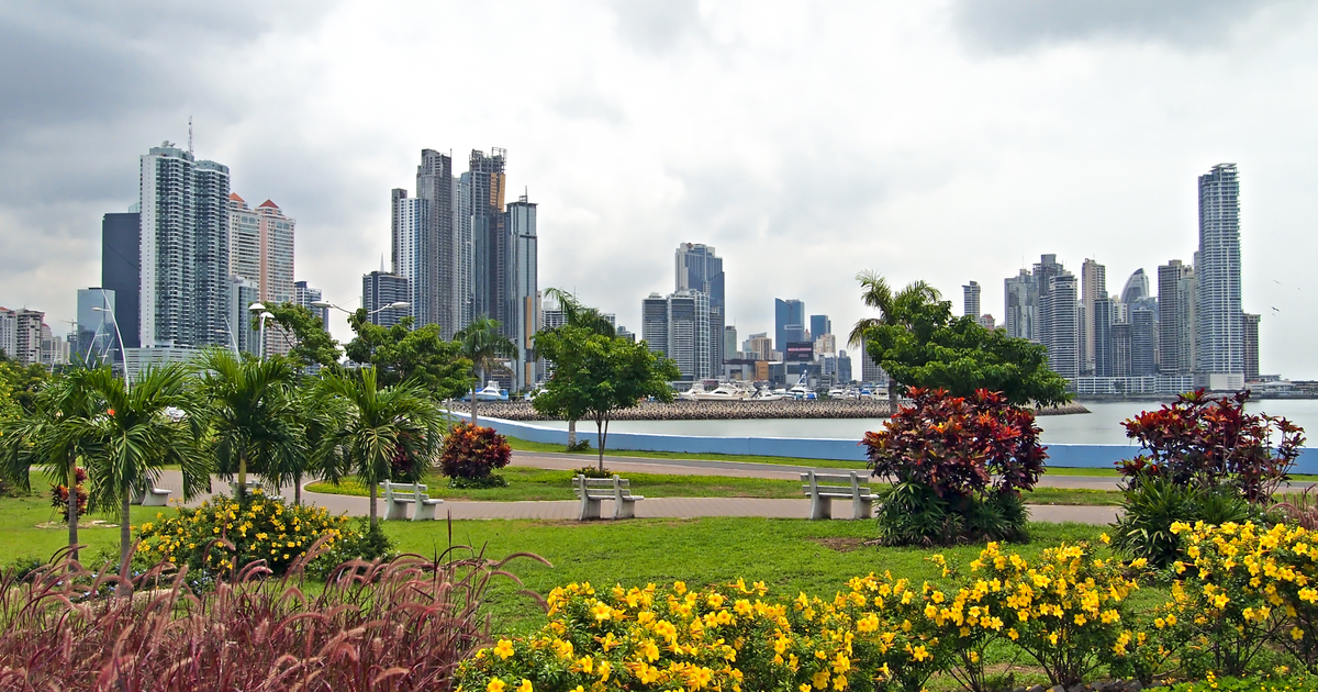 Flights to Panama