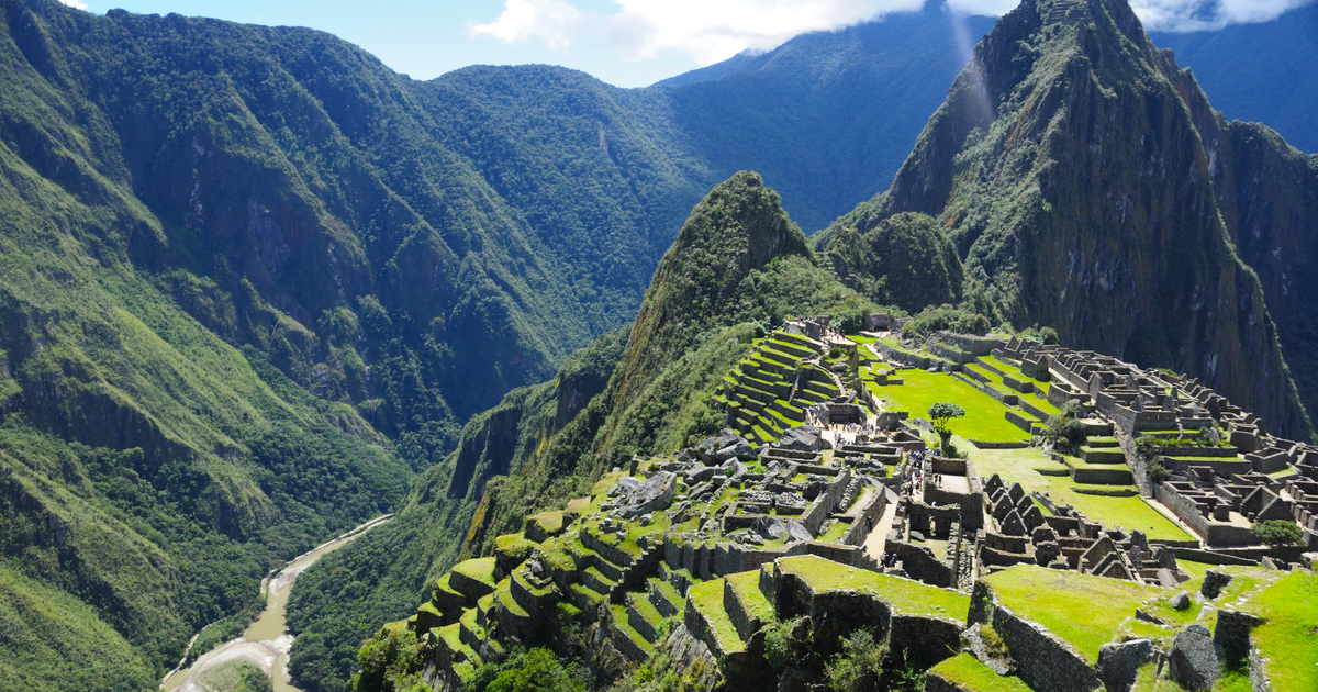 Flights to Peru