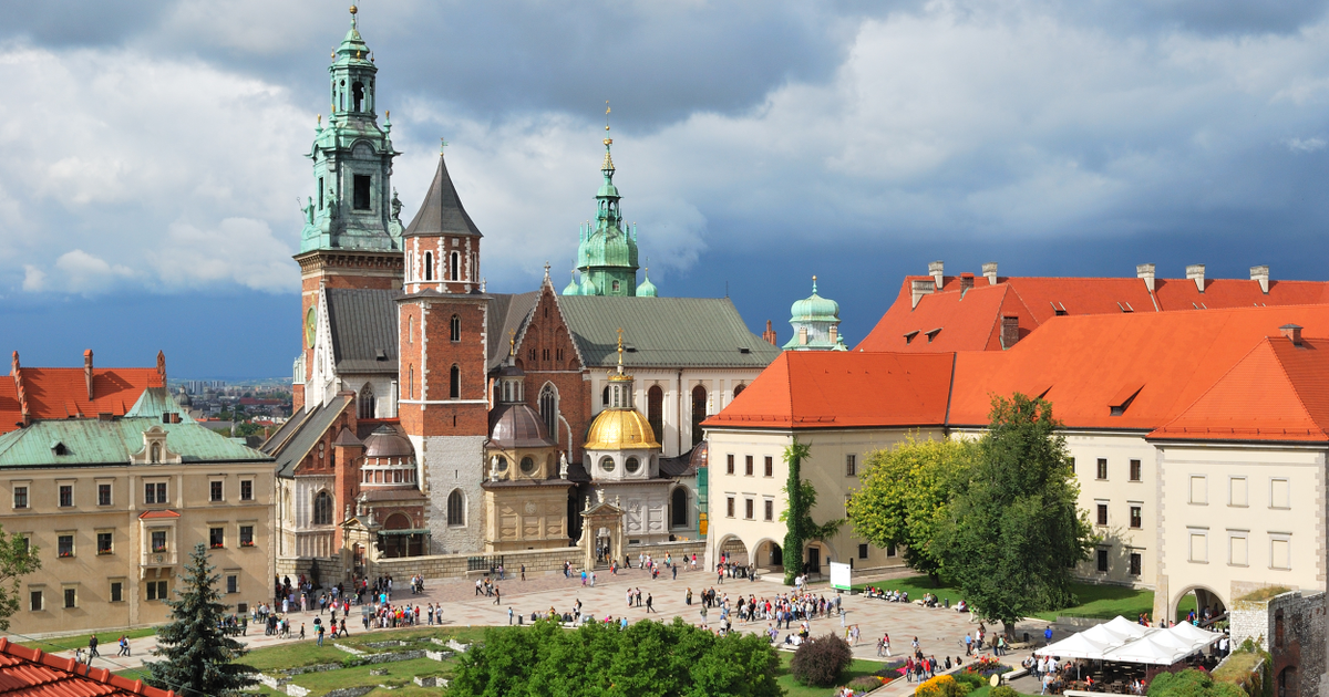 Flights to Poland